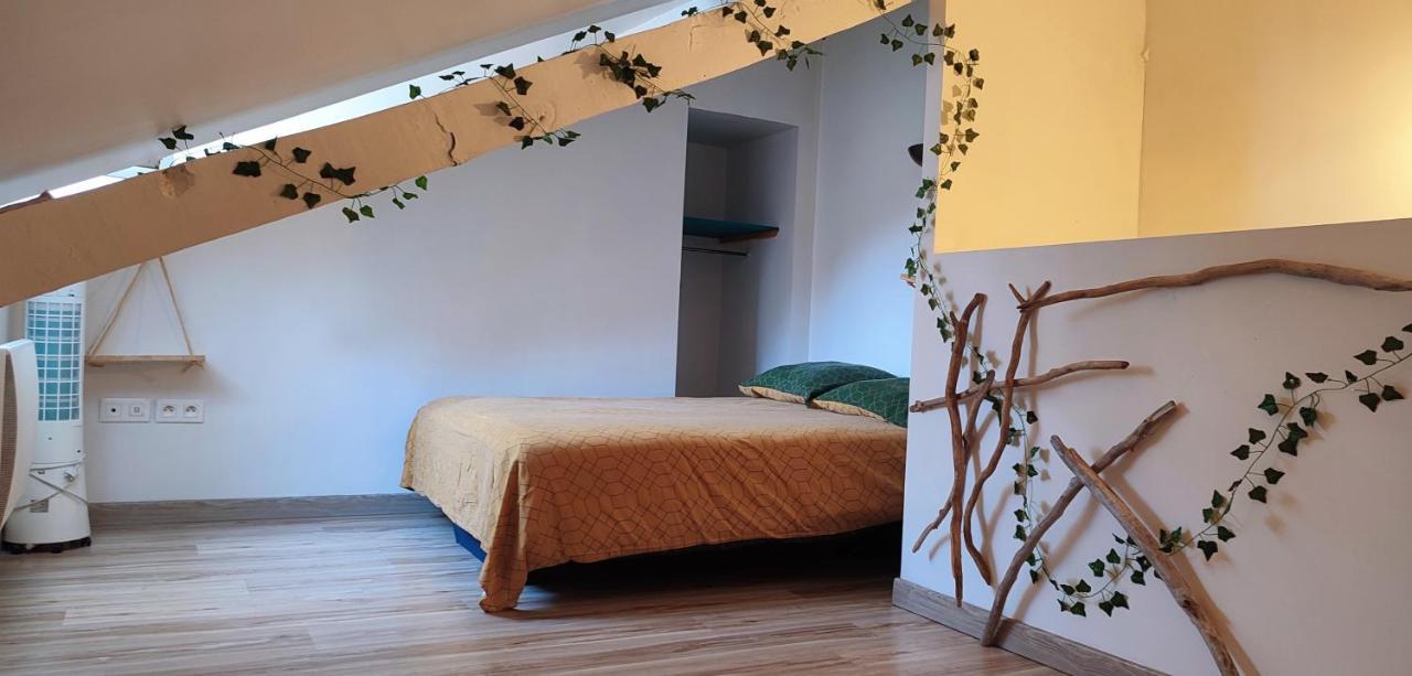 L'Appartement 7 - Centre Ville-Parking-Tv-Wifi Тарб Екстериор снимка