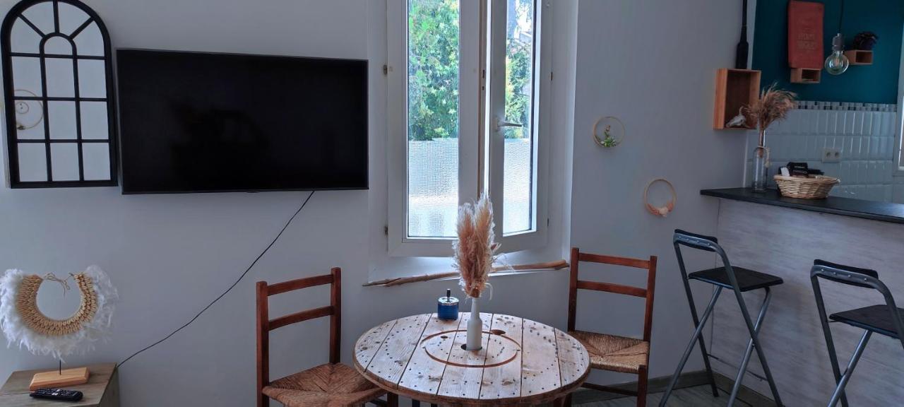 L'Appartement 7 - Centre Ville-Parking-Tv-Wifi Тарб Екстериор снимка